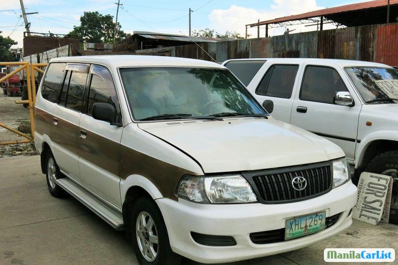 Picture of Toyota Revo 2000