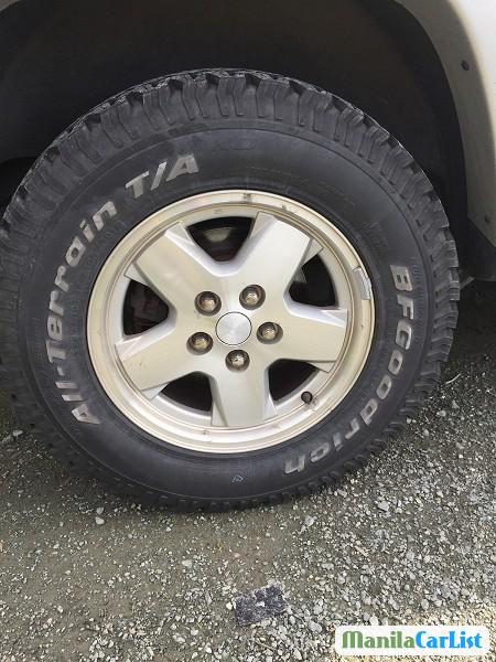Jeep Cherokee Automatic 2004 - image 2