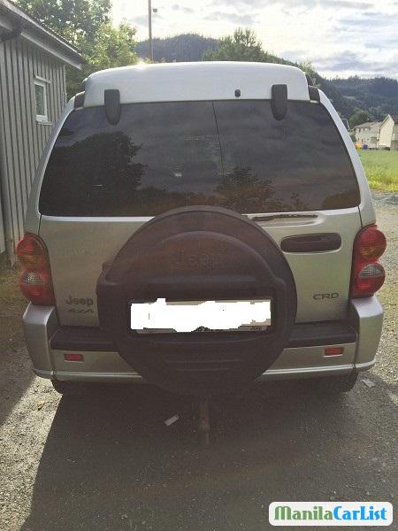 Jeep Cherokee Automatic 2004 - image 5