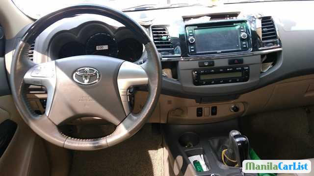 Toyota Fortuner 2013