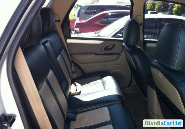 Ford Escape 2011 - image 4