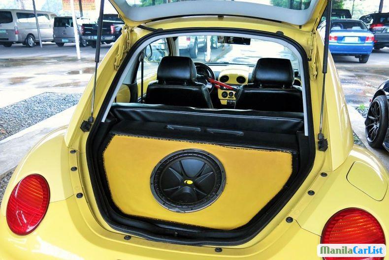 Volkswagen Beetle 2001 - image 2