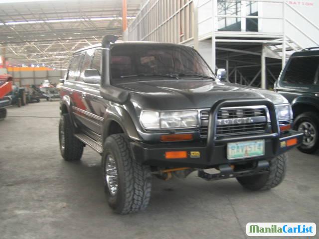 Pictures of Toyota Land Cruiser Automatic 1990