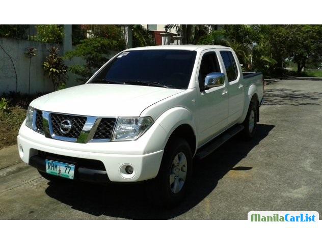 Pictures of Nissan Navara Automatic 2009