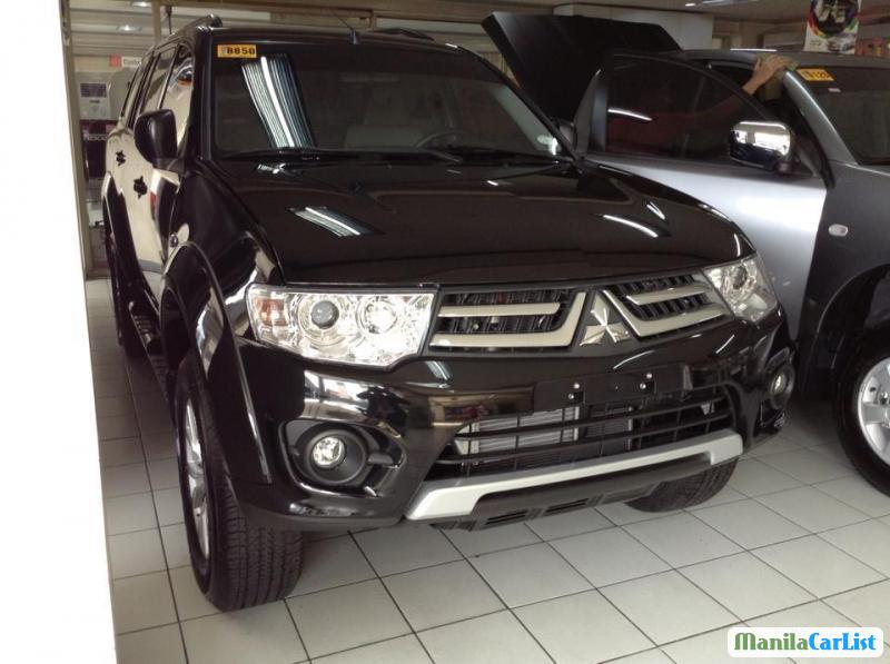 Picture of Mitsubishi Montero Sport Semi-Automatic 2014