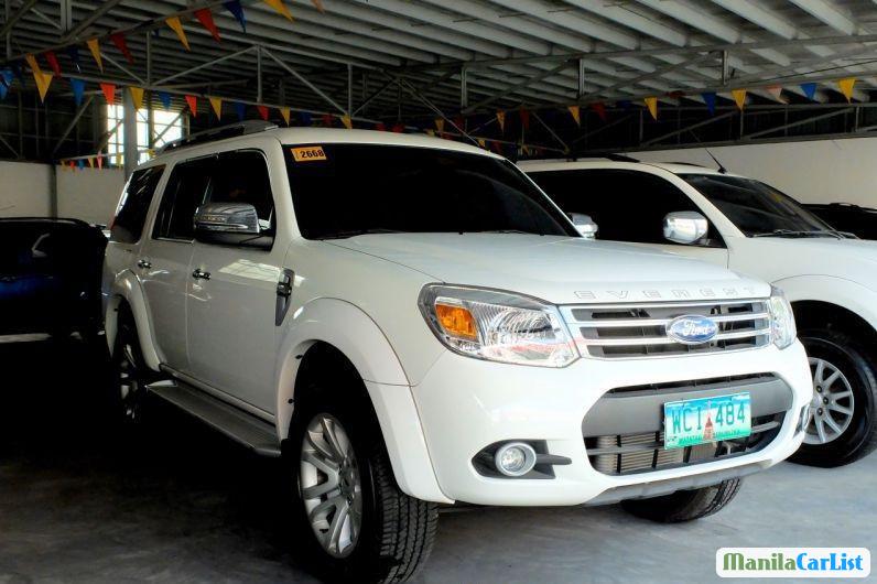 Pictures of Ford Everest 2013