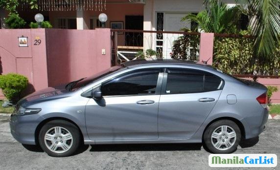 Honda City 2009 - image 2
