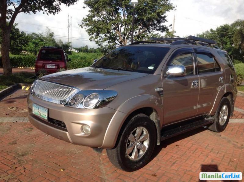 Picture of Toyota Fortuner Automatic 2007