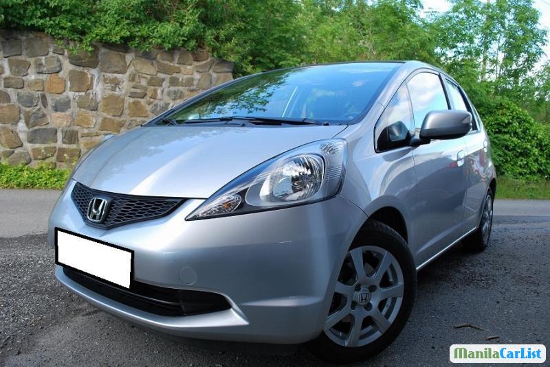 Pictures of Honda Jazz Automatic 2011