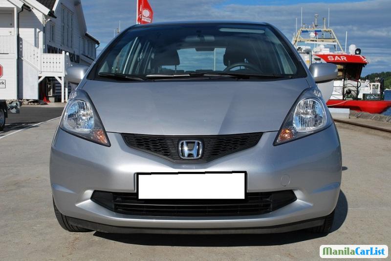 Honda Jazz Automatic 2011 - image 3