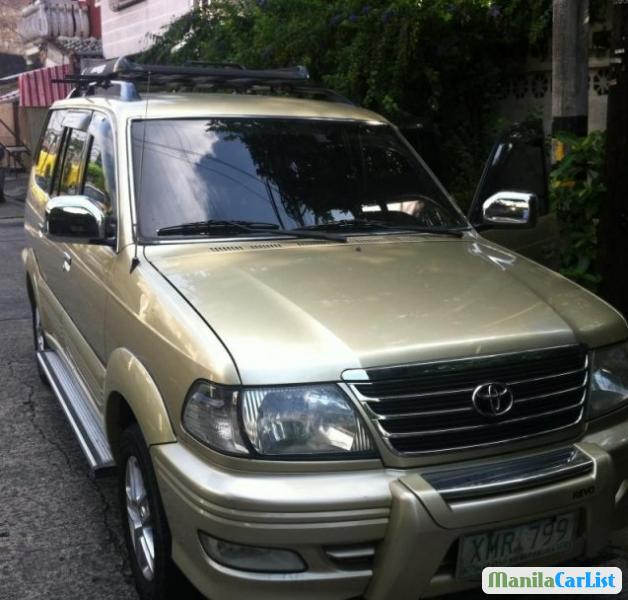 Pictures of Toyota Revo 2003