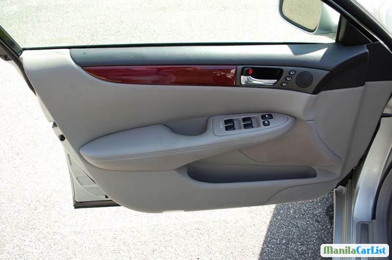 Lexus ES Automatic 2003 - image 12