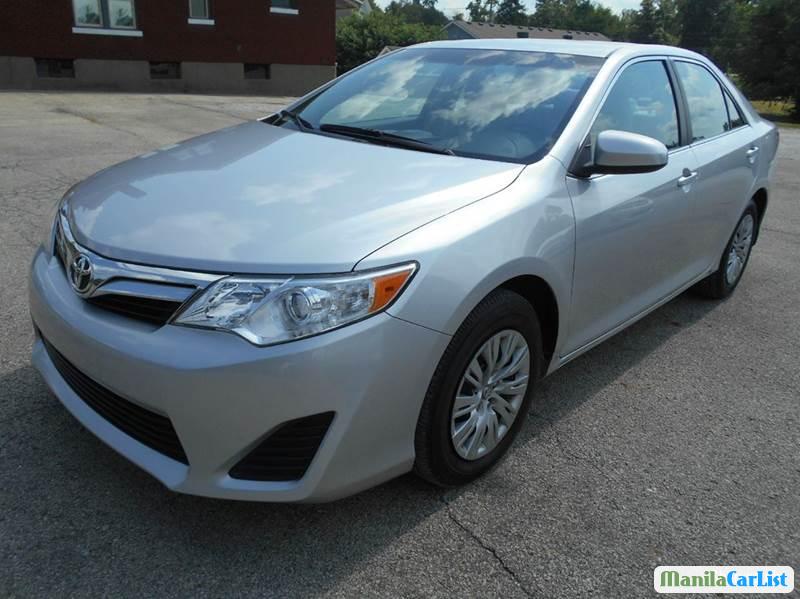 Toyota Camry Automatic 2012 - image 5