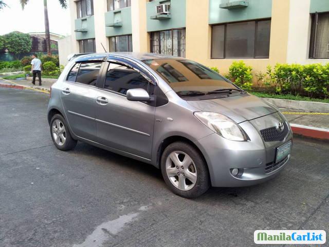 Pictures of Toyota Yaris Automatic 2009