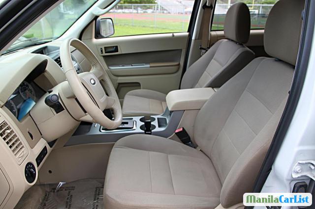Ford Escape Automatic 2009 - image 4