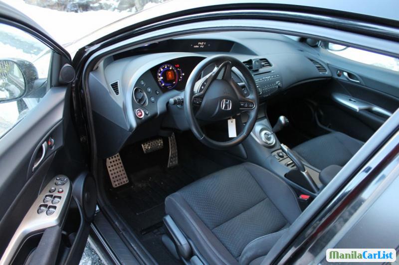 Pictures of Honda Accord Automatic 2010