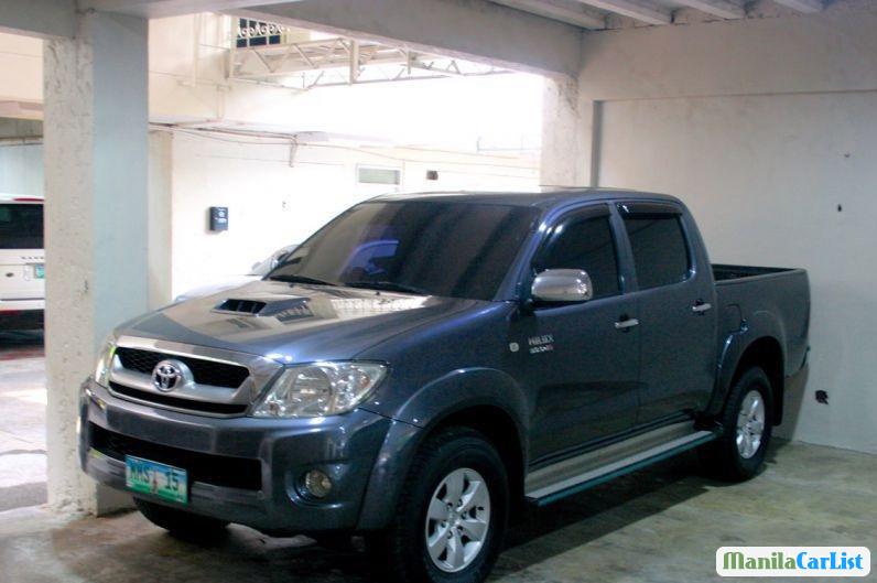 Picture of Toyota Hilux Automatic 2011