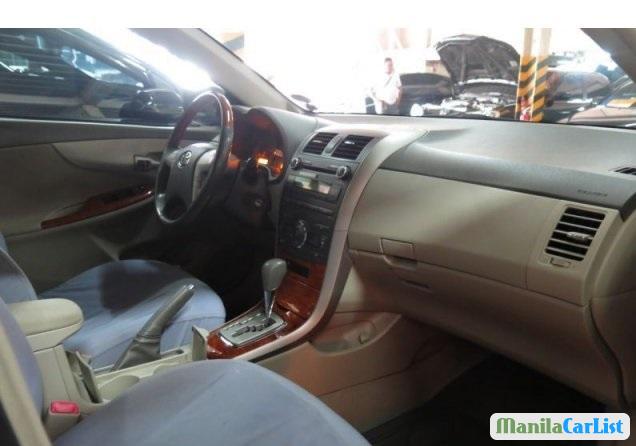 Toyota Corolla Automatic 2010 - image 2