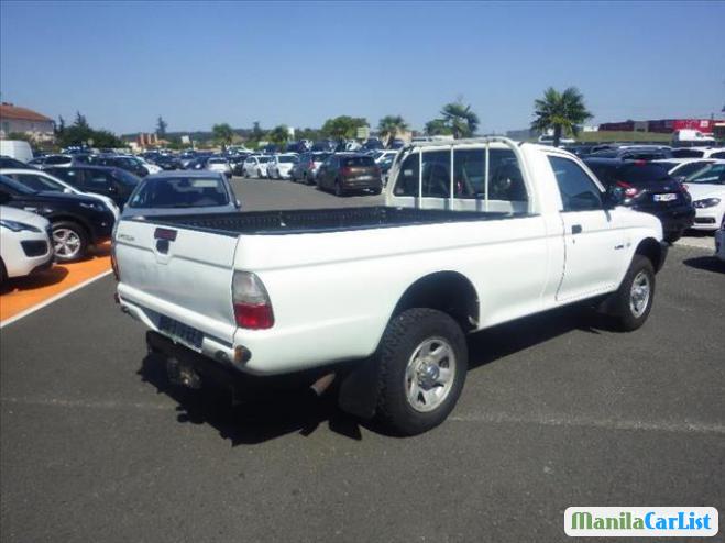 Mitsubishi L200 Manual 2005 - image 2