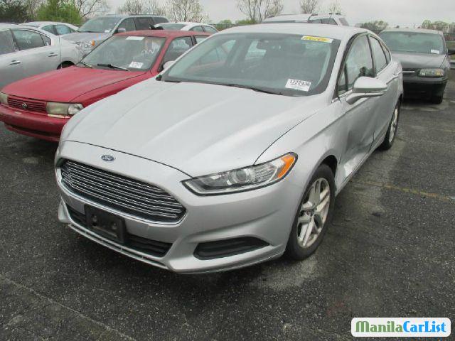 Pictures of Ford Fusion Automatic 2013