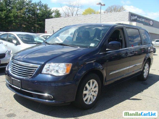 Picture of Chrysler Town n Country Automatic 2013