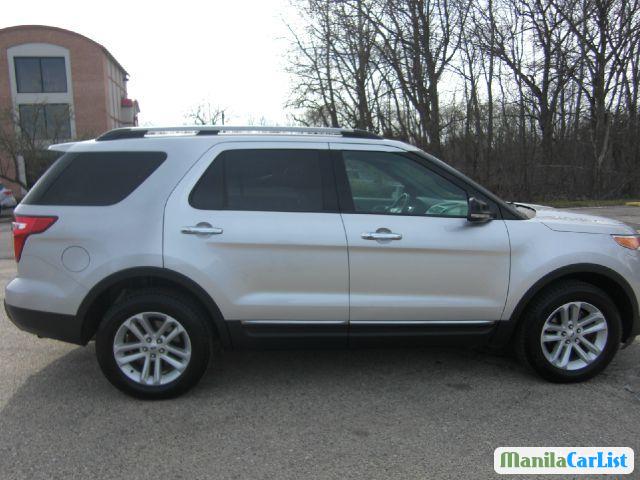 Ford Explorer Automatic 2012