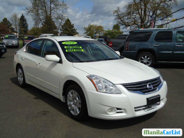 Nissan Altima Automatic 2010