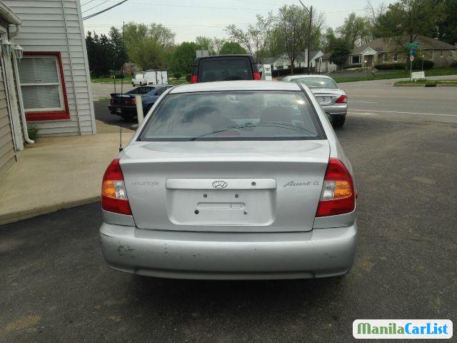 Hyundai Accent Automatic 2002 - image 2