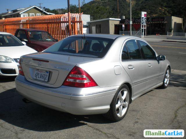 Mercedes Benz C-Class Automatic 2005 - image 3