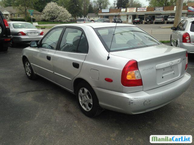 Hyundai Accent Automatic 2002 - image 3