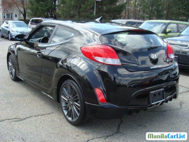Hyundai Veloster Automatic 2013 - image 4