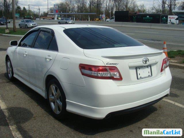 Toyota Camry Automatic 2011 - image 5