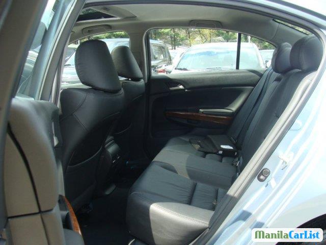 Honda Accord Automatic 2012 - image 5