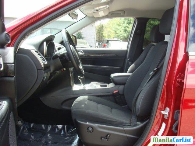 Jeep Cherokee Automatic 2011 - image 5