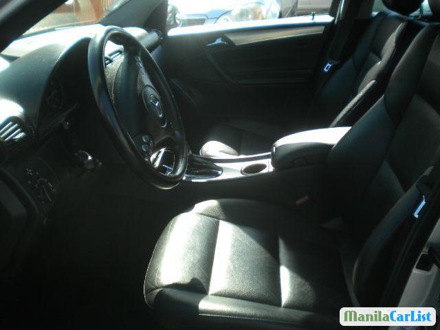 Mercedes Benz C-Class Automatic 2005 - image 6