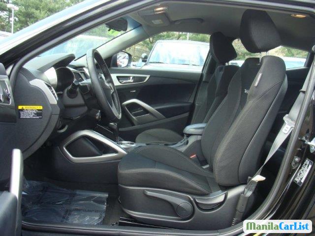 Hyundai Veloster Automatic 2013 - image 6