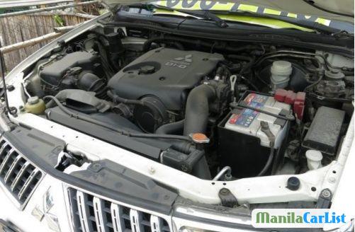 Mitsubishi Montero Sport Automatic 2011 - image 9