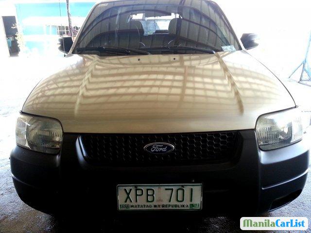 Picture of Ford Escape Manual 2004