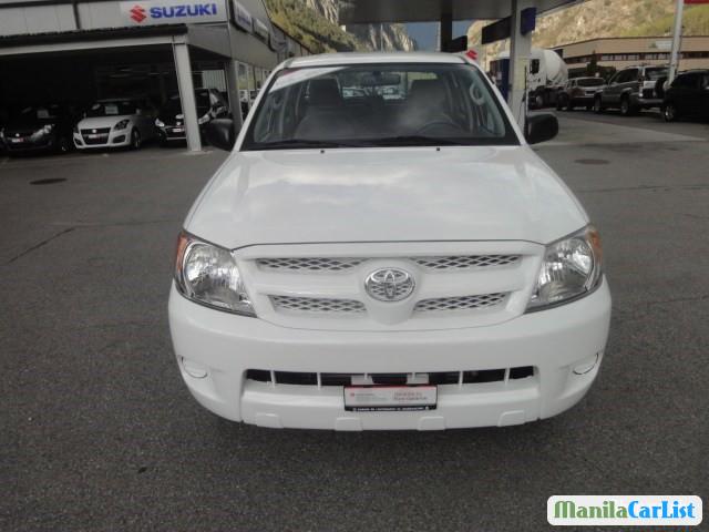 Pictures of Toyota RAV4 Automatic 2008