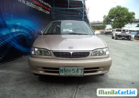 Pictures of Toyota Corolla Manual 2000