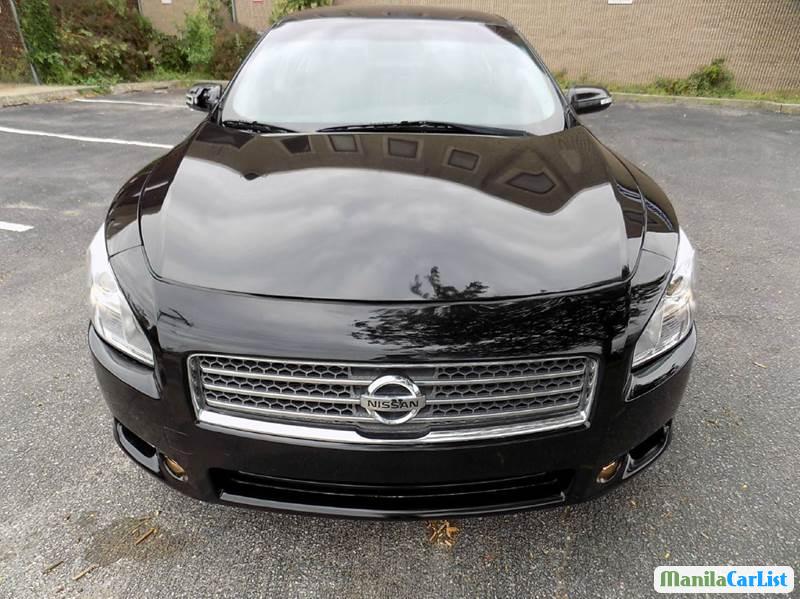 Pictures of Nissan Maxima Automatic 2010