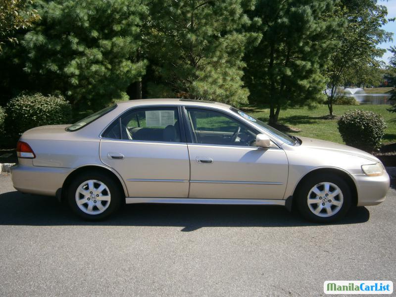 Pictures of Honda Accord Automatic 2002