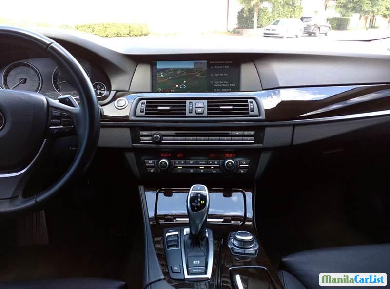 BMW 5 Series Automatic 2011 - image 2