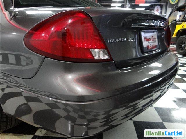 Ford Taurus Semi-Automatic 2002