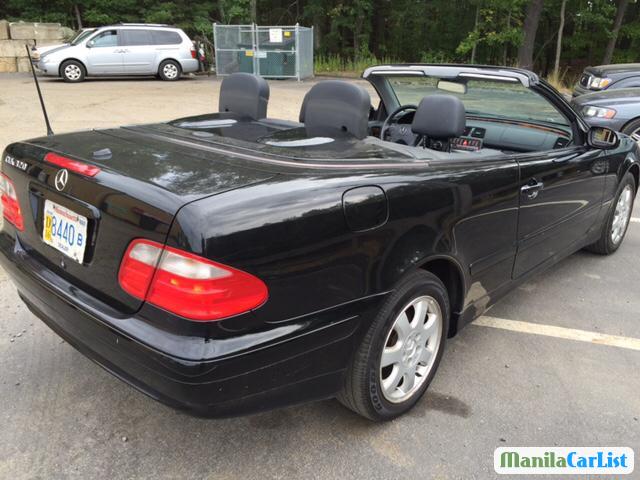 Mercedes Benz CLK-Class Automatic 2000 - image 2