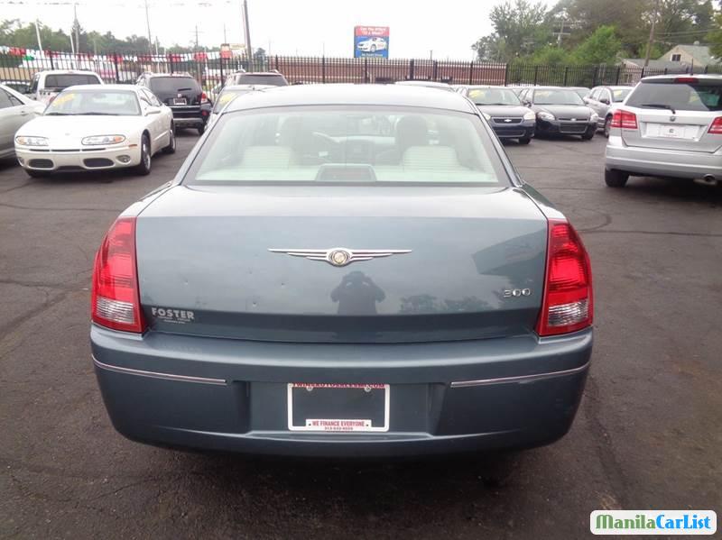 Chrysler 300C Touring Automatic 2006 in Metro Manila - image