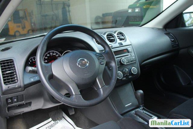 Nissan Altima Automatic 2010 - image 4