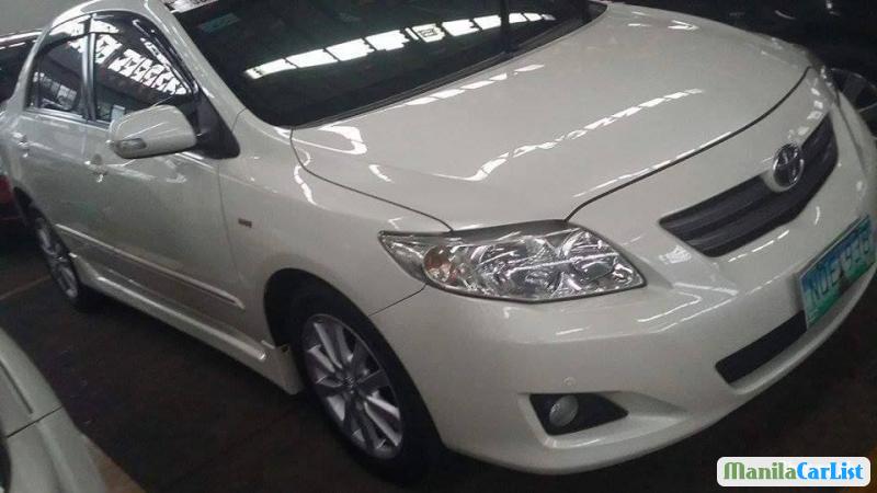 Pictures of Toyota Corolla Automatic 2015