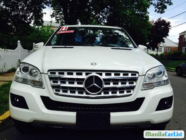 Pictures of Mercedes Benz M-Class Semi-Automatic 2011