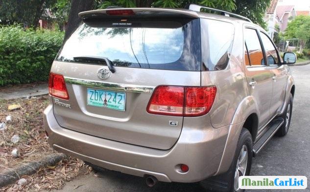 Toyota Fortuner 2006 - image 3